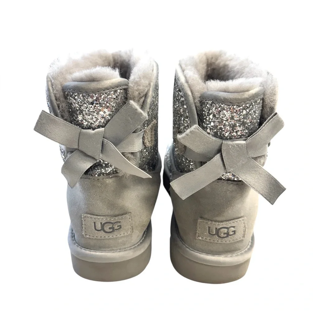 UGG Cosmos Silver Glitter Boots with Bow. Size 6
